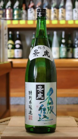 【新潟／諸橋酒造】　越乃景虎　名水仕込　特別本醸造　（1800ml）